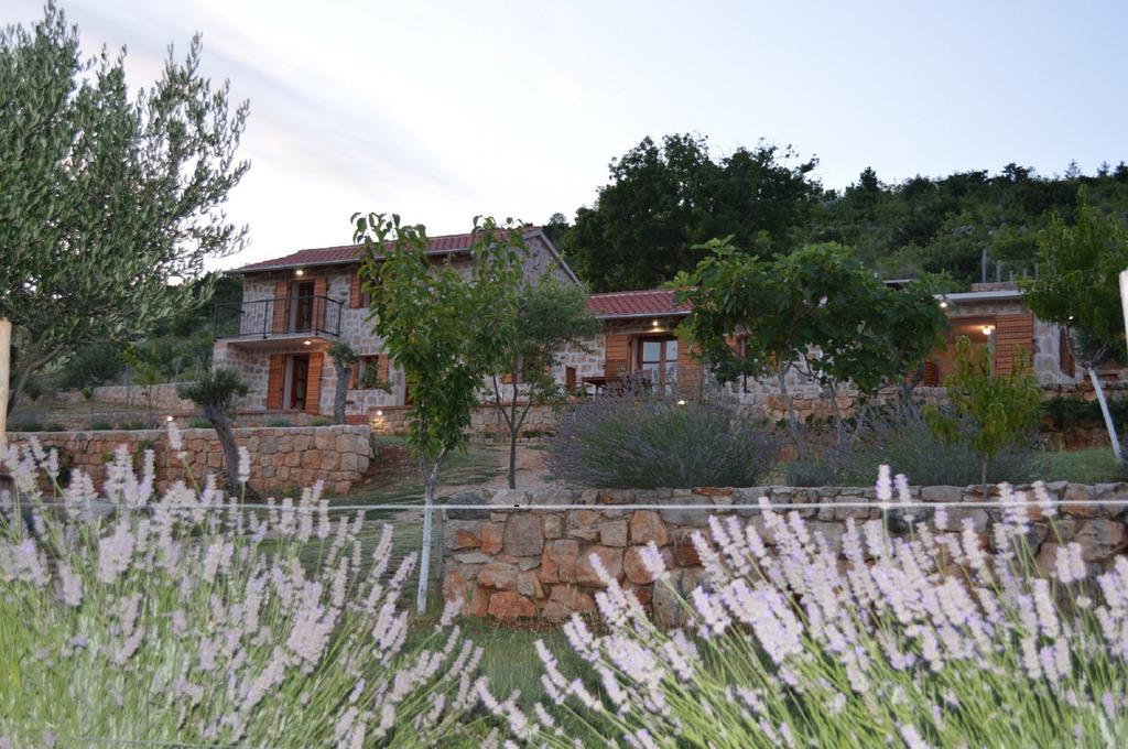 Villa Mara - Secluded House With Breathtaking View- Seline, Starigrad Paklenica Exteriör bild