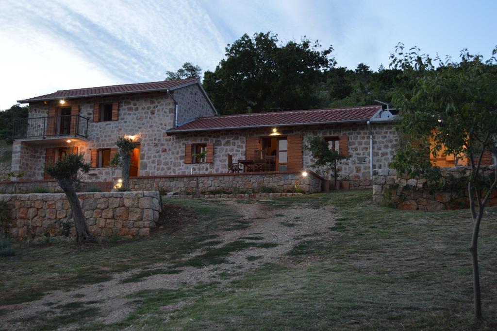 Villa Mara - Secluded House With Breathtaking View- Seline, Starigrad Paklenica Exteriör bild