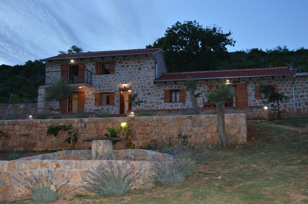 Villa Mara - Secluded House With Breathtaking View- Seline, Starigrad Paklenica Exteriör bild